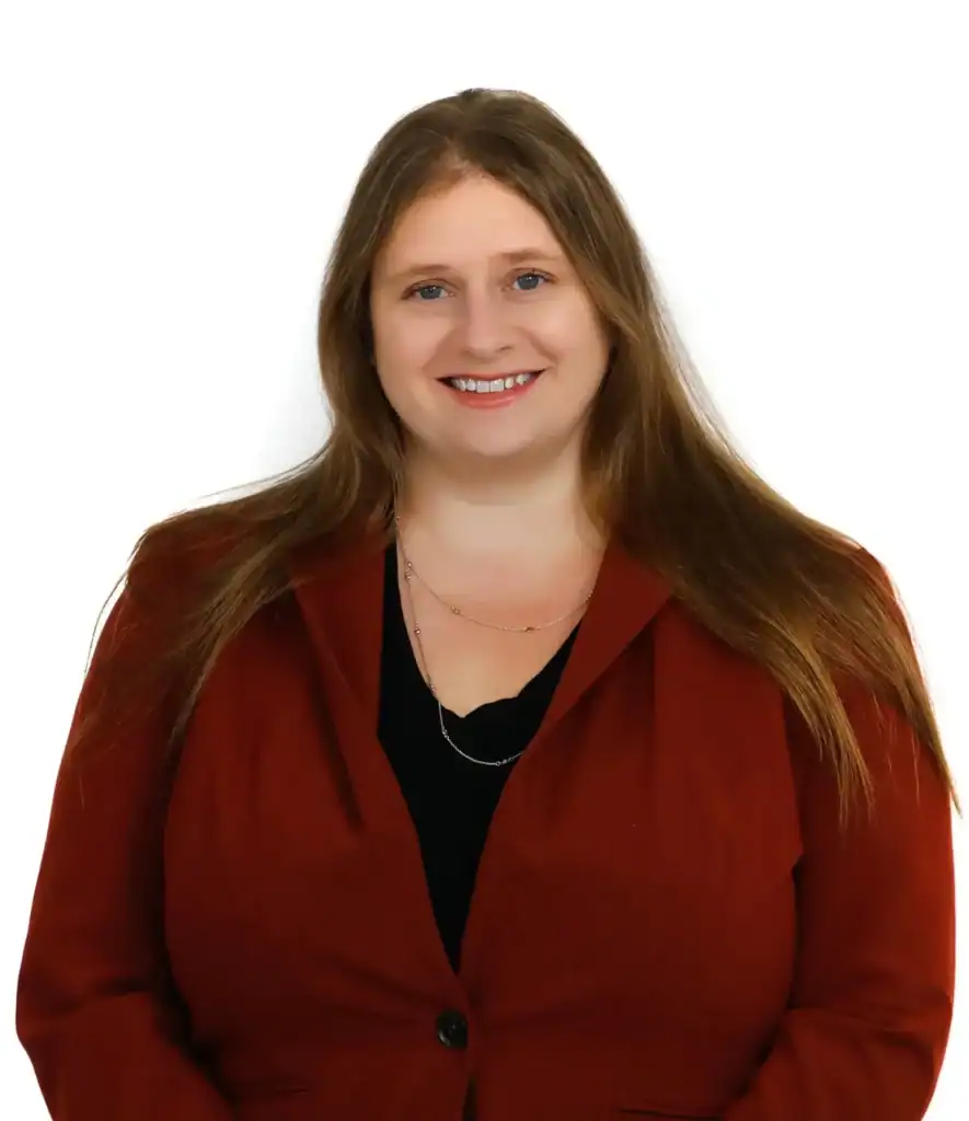 Headshot of Leigh Rasmussen, Program Director at Wellness Hills.