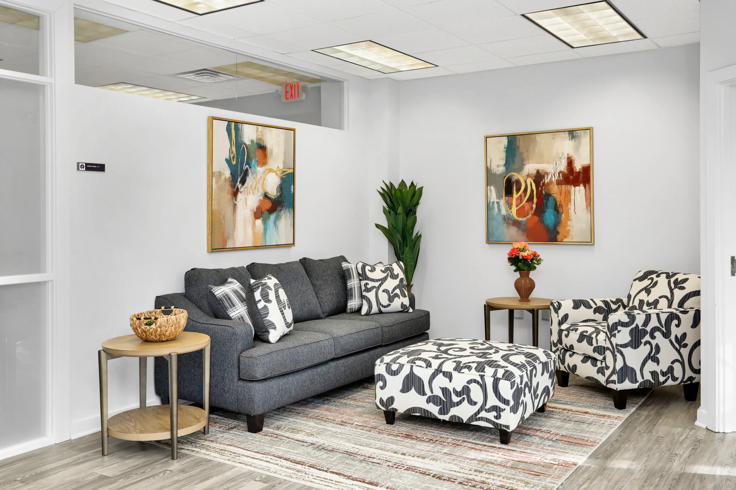 Cozy lounge at Wellness Hills with modern decor.